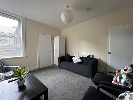 3 bedroom house to rent - Photo 3