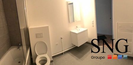 T2 AVEC BALCON ET PARKING - Photo 4