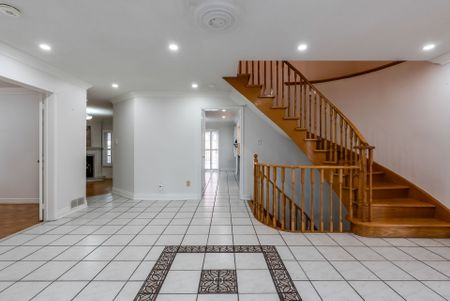 For Lease - 377 Ray Lawson Boulevard, Brampton, Ontario - Photo 4