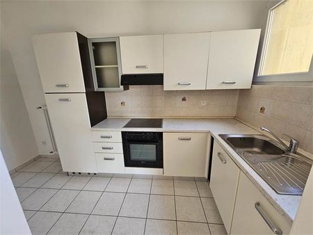 Chiasso, in affitto ottimo 3.5 locali con balcone - Foto 3