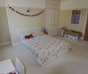 Four Bedroom Detached House to Rent in Chelmsford - Photo 4