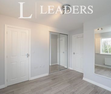 3 bedroom house to rent Horwood Drive, Nottingham, NG11 - Photo 2