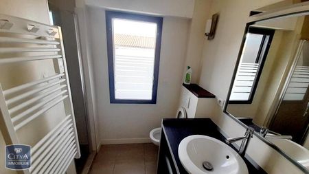 Location Appartement 1 pièce 24m² LA ROCHELLE 17000 - Photo 3