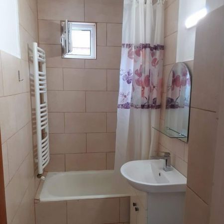 Garsoniera complet mobilata si utilata in zona Sebastian / 13 Septembr - Fotografie 4