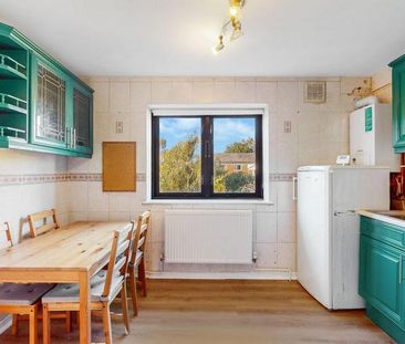 3 bedroom apartment to rent - Photo 3