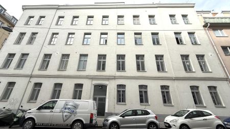 Nähe Augarten und Karmelitermarkt!! Moderne DG-Maisonette mit 22m² Terrassenfläche und Weitblick - Photo 2