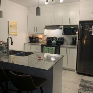 270 Amsterdam (Hull) Logement 1 Chambre à Louer – Idéal Pour Une Personne Seule Ou Un Couple - Photo 2