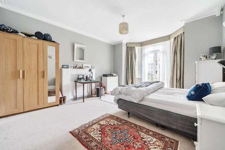 Peperharow Road, Godalming, Surrey, GU7 - Photo 3