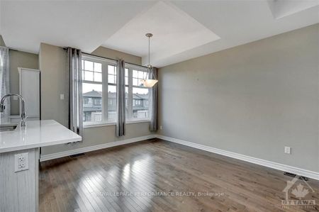 For Lease - 610 LAURALEAF Crescent, Barrhaven, Ontario - Photo 5