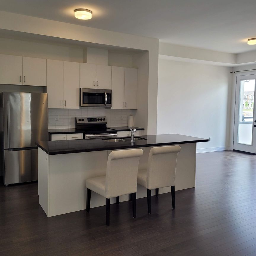 For Lease - 1401 Clarriage Court, Milton, Ontario - Photo 1