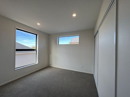 2/389 Armagh Street, Linwood - Photo 2