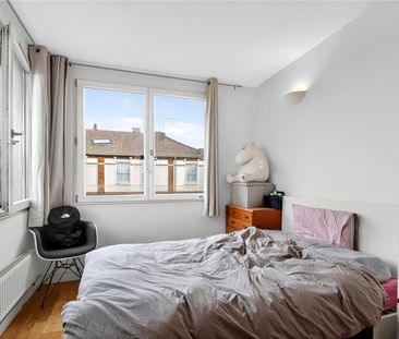 Clarence Road, London, E5 8EE - Photo 2