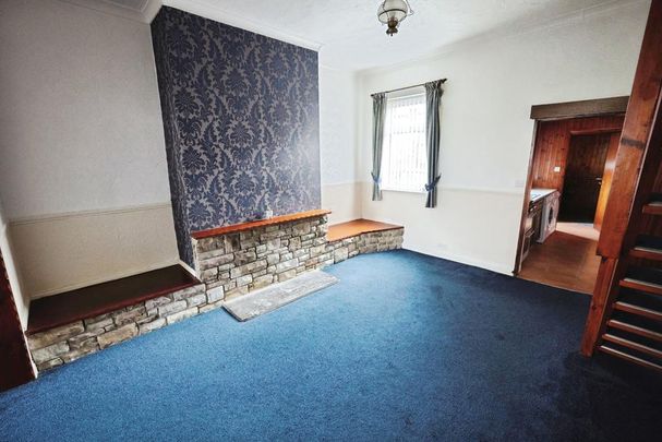 3 bedroom terraced house to rent - Photo 1