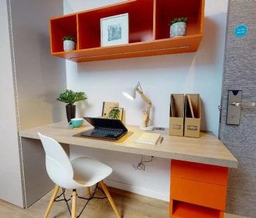 Silver 2 Bed Apartment - Photo 5