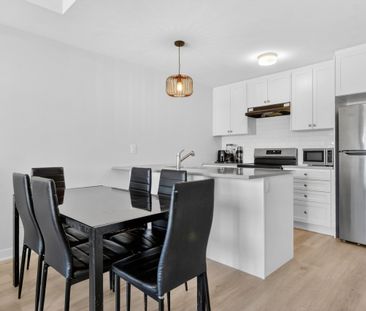 For Lease - 720 Lillian Freiman Private, Barrhaven, Ontario - Photo 4