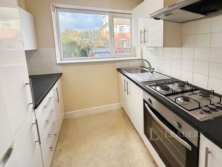 2 bedroom maisonette to rent Butts Road, Faringdon, Oxfordshire, SN7 - Photo 2