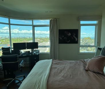 Port Melbourne - Photo 2