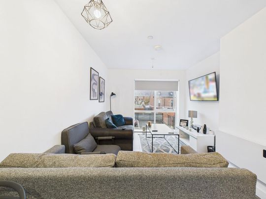 1 bedroom flat to rent - Photo 1