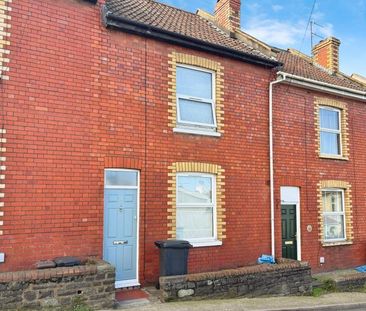 2 bedroom terraced house to rent - Photo 2