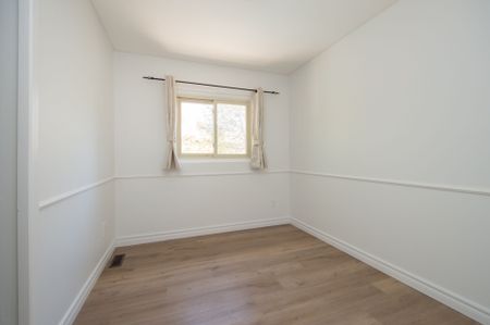 For Lease - 193 Chebucto Drive, Oakville, Ontario - Photo 3