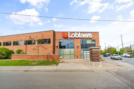 For Lease - 3635 Dundas Street Unit# 7, Toronto, Ontario - Photo 4