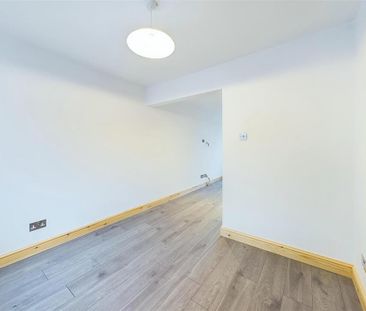 3 bedroom townhouse to rent - Photo 6