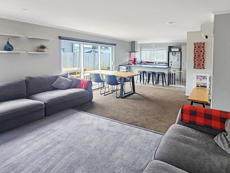 Wainui Living - Photo 3