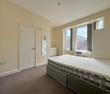 6 bedroom townhouse to rent - Photo 4