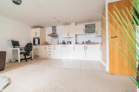 Dubrovnik House, Cardiff Bay - Photo 4