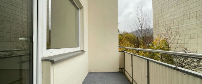 Großzügige 2-Zimmerwohnung mit Einbauküche - Photo 1