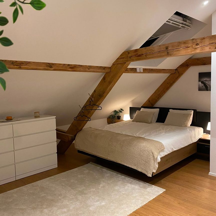 Modernes und gemütliches 1.5-Zimmer-Studio im Dachgeschoss - Foto 1