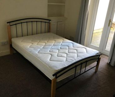 6 bedroom terraced house to rent - Photo 6