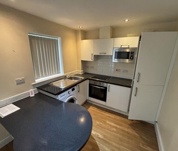 2 bedroom flat - ground floor to rent - Photo 5