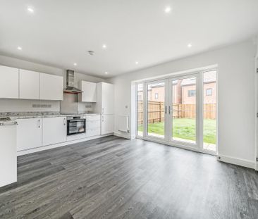 1 bedroom in a house share to rent - Photo 3