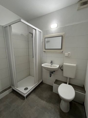 Altersfreundlich mit Aufzug: 1-Zimmer-Wohnung mit Balkon - Photo 5