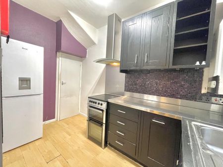 2 bedroom terraced house to rent - Photo 2