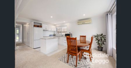 Relaxed Coastal Living Minutes From The Water - Photo 2