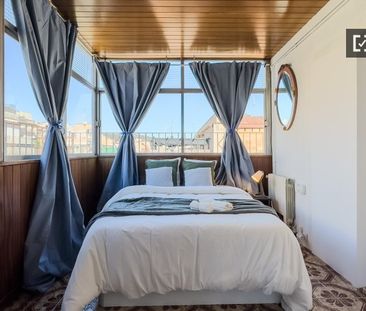 barcelona, Catalonia 08027 - Photo 3