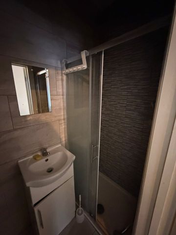 Studio Flat, Green Lane, IG3 - Photo 4