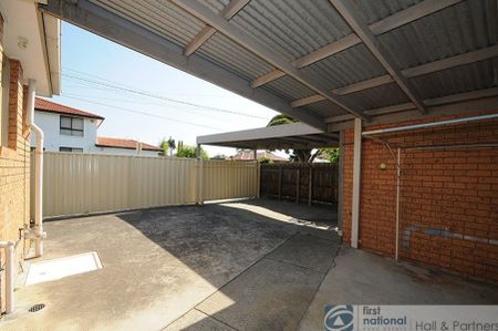 Lovely two bedrooms - Photo 3