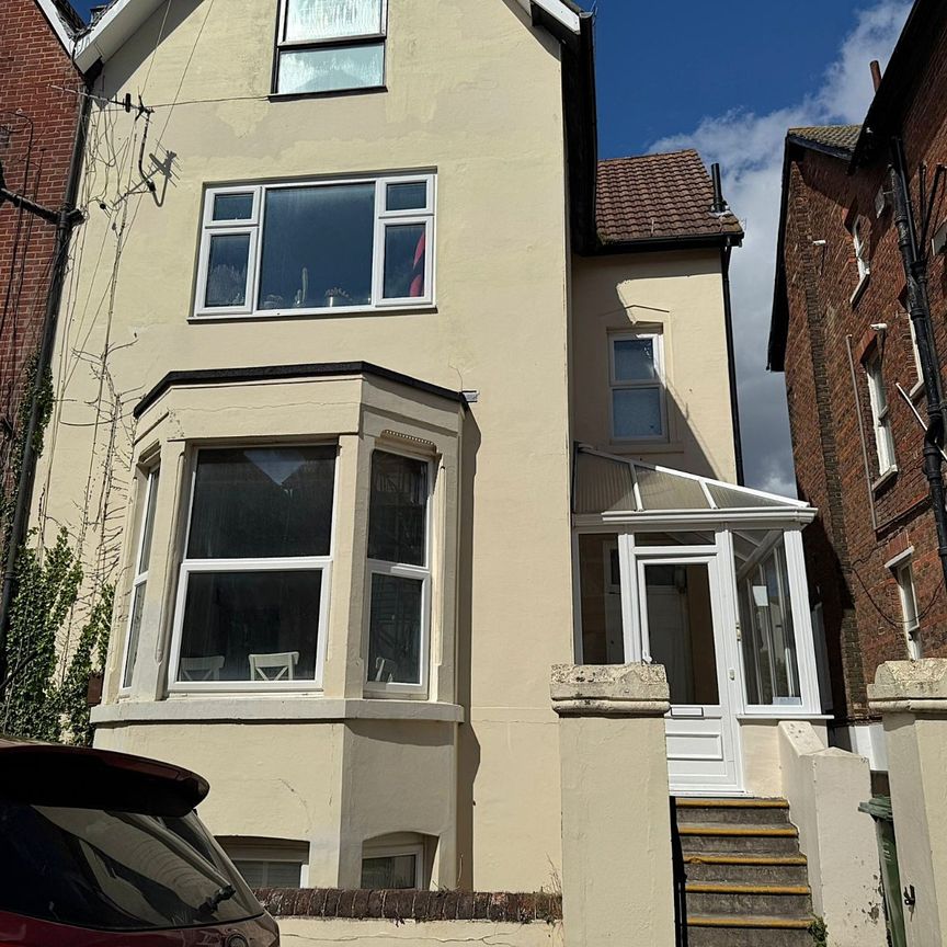 1 bedroom apartment to rent - Photo 1