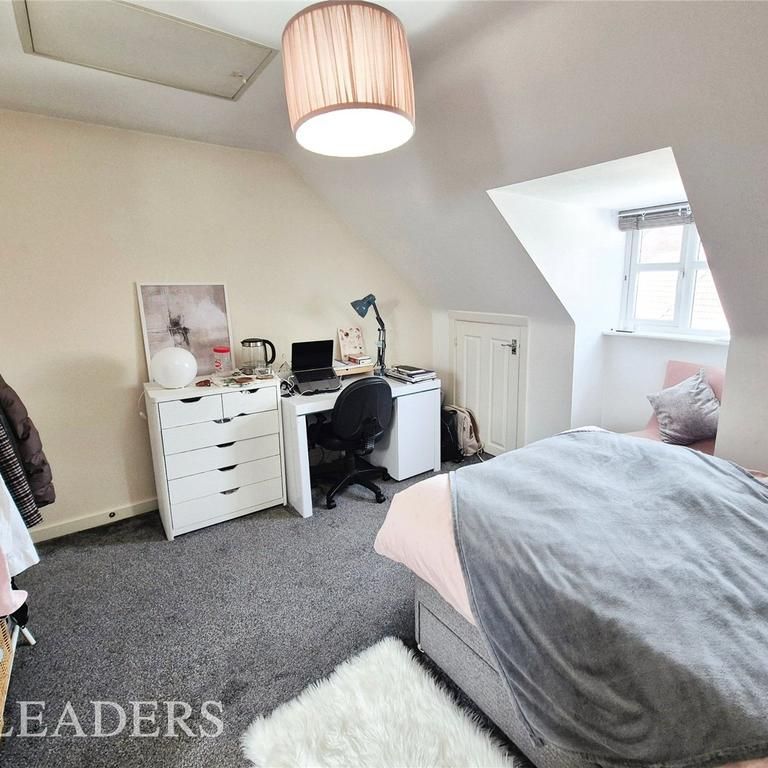 3 bedroom townhouse to rent - Photo 1