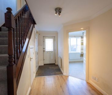 4 bedroom detached house to rent - Photo 5