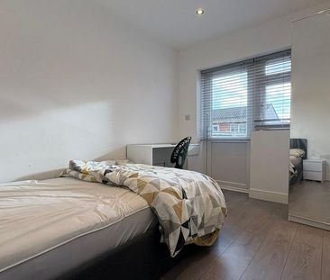 1 bedroom house of multiple occupation to rent - Photo 4