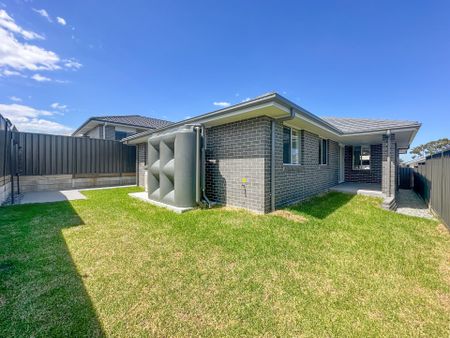 Brand New Family Home - Photo 5