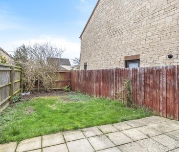 2 bedroom end of terrace house to rent - Photo 5