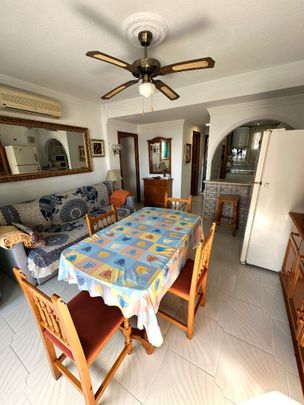 Apartamento de alquiler en Calle la Colina, 166, La Colina - Photo 1