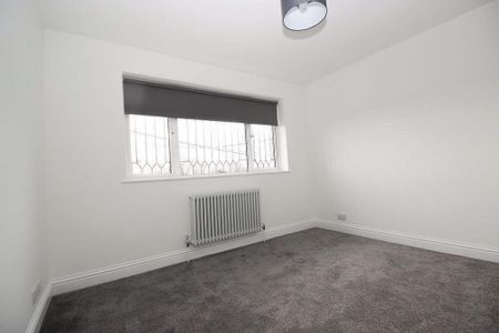 3 bedroom detached house to rent - Photo 3