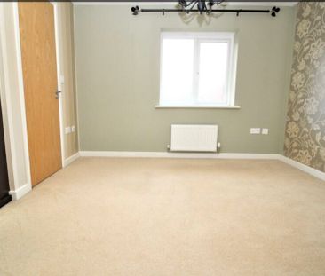 3 Bed Former Show House to let Royal Wootton Bassett - Photo 1