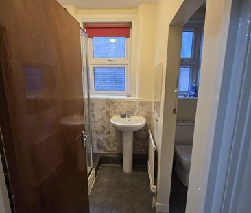 Studio Flat, Green Lanes, N8 - Photo 1